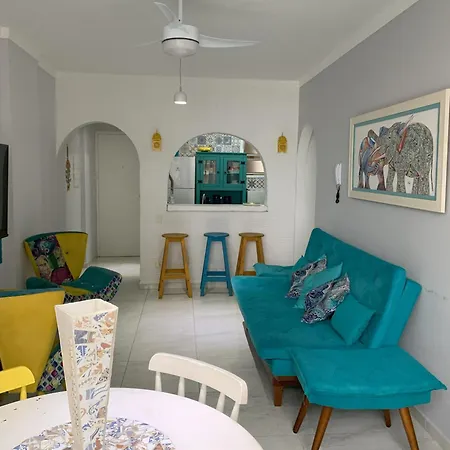 Apartamento Pitangueiras Blue-3
